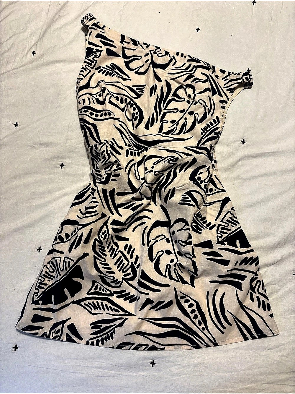 Runaway The Label - Posanto One Shoulder Tropical Leaf Mini Dress Black and Whit